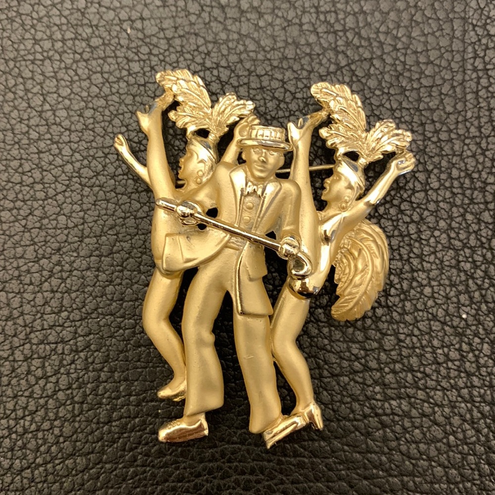 Vegas performers/dancers pin/ brooch